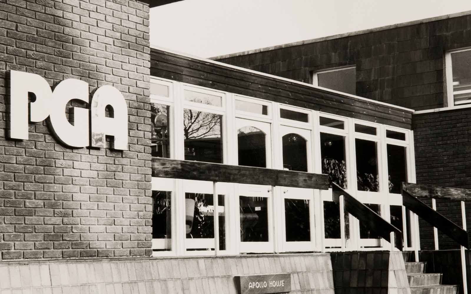 1977.jpg