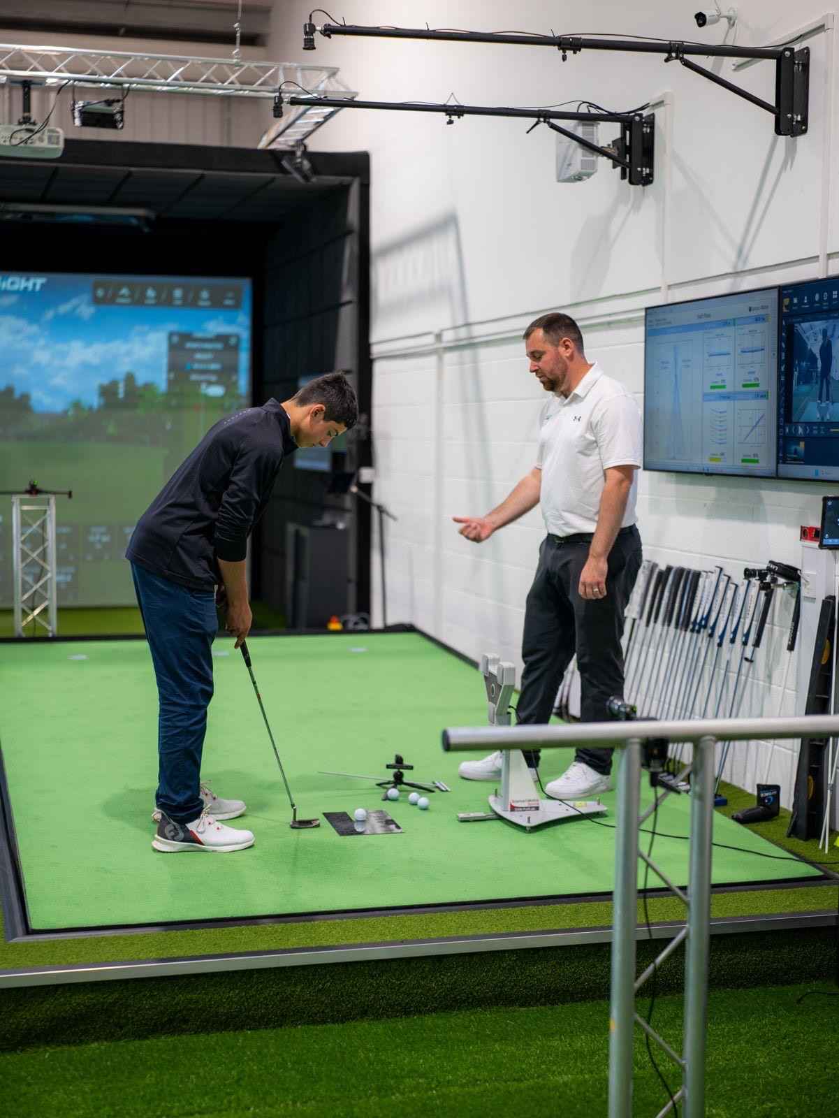 massey-putting-1.jpg