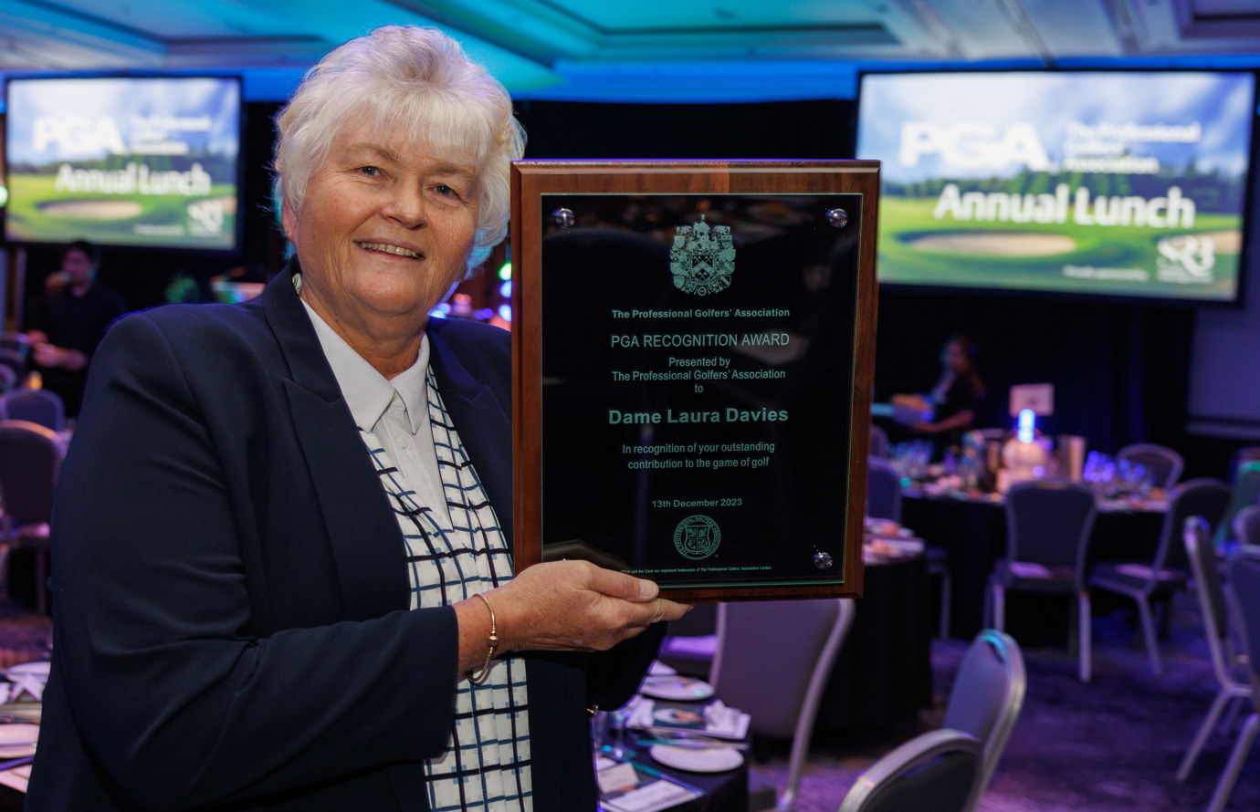 ksmi_pga-lunch_laura-davies_award-2.jpg